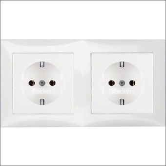 Berker, wandcontactdoos (WCD) 1-voudig, S1, inbouw, glanzend wit, steekklem